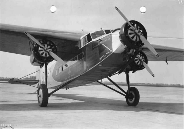 macrobertson race 1934 ph-aip fokker fxviii klms original entry 0823-0012